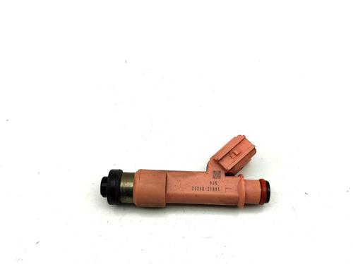 Used Injector TOYOTA YARIS (_P13_) 1.5 Hybrid (NHP130_) (101 hp) 32170869