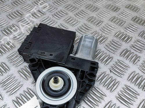 Right front window motor VOLVO XC60 II (246) B5 Mild-Hybrid | BP27790750E20