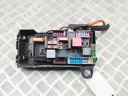 Used Fuse box Fuse box 37722368 37722368