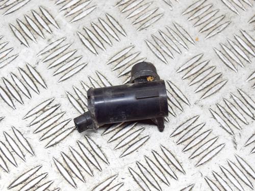 Washer pump TOYOTA RAV 4 II (_A2_) 2.0 4WD (ACA21, ACA20) | BP14636485E24