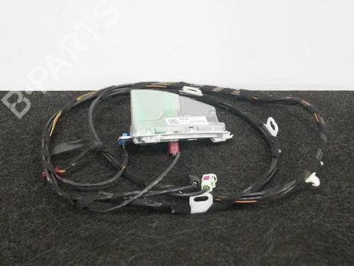 Used Antenna/Base BMW 3 (F30, F80) 320 d (184 hp) 8827485
