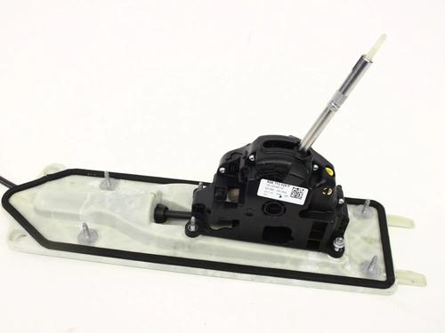 Used Gear lever VW GOLF VII (5G1, BQ1, BE1, BE2) 1.4 GTE Hybrid (204 hp) 9869816