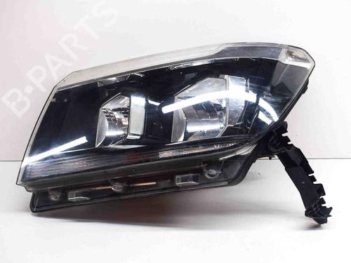 Used Left headlight VW CRAFTER Van (SY_, SX_) 2.0 TDI RWD (SYB, SYC, SYD) (140 hp) 29510662