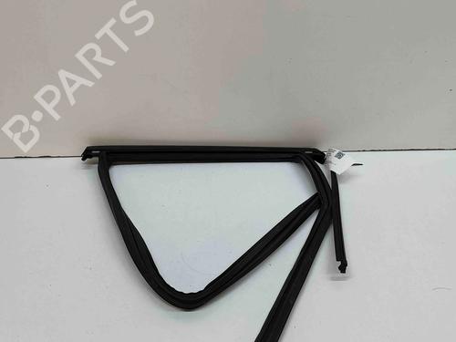 Used Door moulding trim Door moulding trim VOLVO XC60 II (246) 2.0 B5 Mild-Hybrid (249 hp) 33374579 33374579