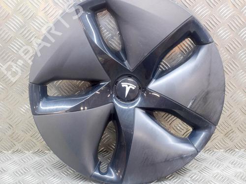 Used Hub cap TESLA MODEL 3 (5YJ3) EV (261 hp) 27756213