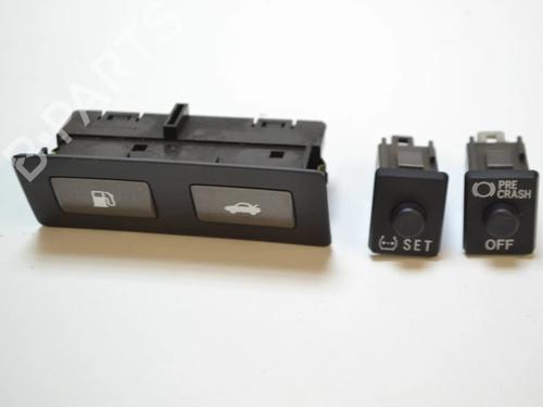 Used Switch LEXUS LS (_F4_) 600h AWD (UVF45, UVF46) (445 hp) 9866370