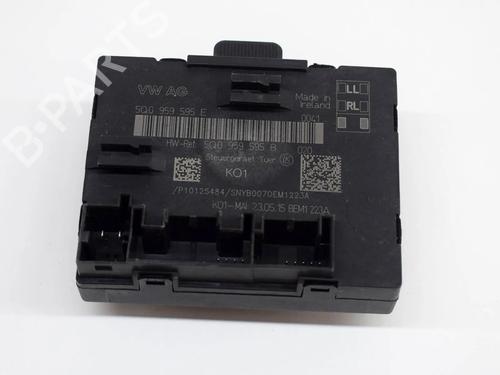 Used Electronic module Electronic module AUDI A3 Sportback (8VA, 8VF) 1.4 TFSI e-tron (150 hp) 15681156 15681156