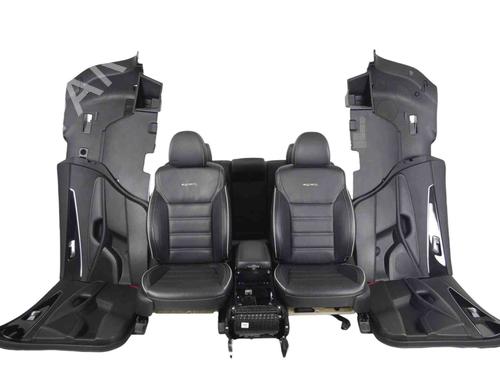Used Seats set KIA SORENTO III (UM) 2.2 CRDi (200 hp) 30245035