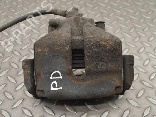 Used Right front brake caliper Right front brake caliper VW EOS (1F7, 1F8) 2.0 FSI (150 hp) 33352206 33352206