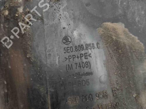 Hjulbue SKODA OCTAVIA III Combi (5E5, 5E6) 1.8 TSI 4x4 | BP29920046C56