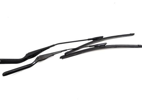 front-windshield-wiper-arm-bmw-1-e87-2003-2004-2005-2006-2007-2008-2009-2010-2011-2012-2013-33342260 main image