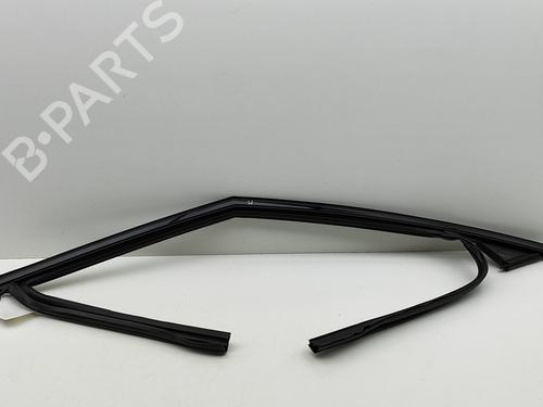 Used Door moulding trim POLESTAR POLESTAR 2 (534) EV (231 hp) 28062394
