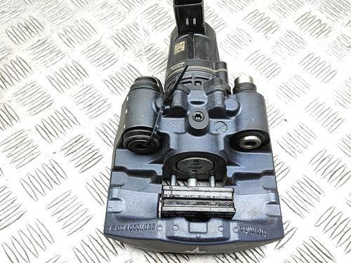 Right rear brake caliper TESLA MODEL 3 (5YJ3) EV AWD | BP36644379M106 - Image 2