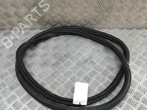 Used Rubber door seal Rubber door seal BMW 8 Gran Coupe (G16, F93) 840 i (333 hp) 33371978 33371978