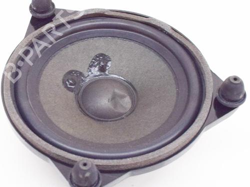 Luidspreker MERCEDES-BENZ C-CLASS (W205) C 220 BlueTEC / d (205.003) (163 hp) 28674541