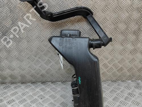 Windscreen washer tank MERCEDES-BENZ C-CLASS (W205) C 220 d 4-matic (205.005) A2058600860
