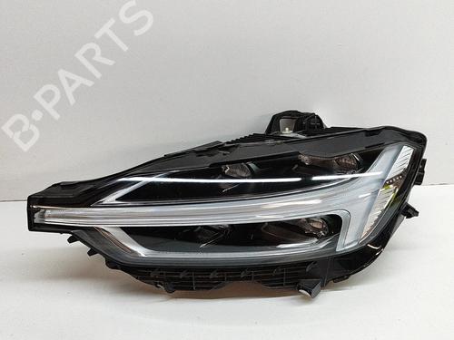 Used Left headlight TOYOTA RAV 4 IV (_A4_) 2.5 Hybrid 4WD (AVA44, AVA44_) (197 hp) 22351387
