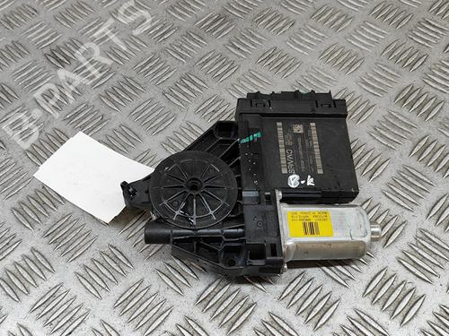 Used Left front window motor VOLVO XC60 II (246) T6 Plug-In Hybrid AWD (349 hp) 29391657