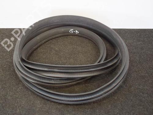 Used Rubber door seal MERCEDES-BENZ CLA Coupe (C117) CLA 180 (117.342) (122 hp) 14668282
