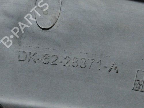 Rear left wheel arch trim LAND ROVER RANGE ROVER SPORT II (L494) 3.0 SDV6 4x4 | BP29227076C136 