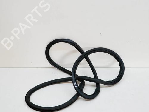 Used Rubber door seal VW ID.3 (E11, E12) Pro (145 hp) 27756311