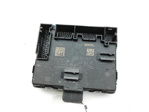 Used Electronic module Electronic module SKODA SUPERB IV Estate (NZ5) 1.5 TSI iV PHEV (204 hp) 36703656 36703656