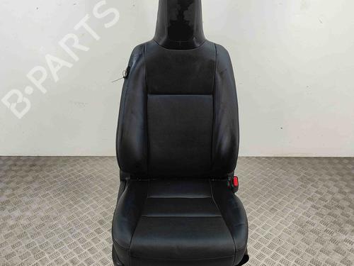 Used Right front seat TOYOTA HILUX VIII Pickup (_N1_) 2.4 D 4WD (GUN125_, GUN125R) (150 hp) 23416586