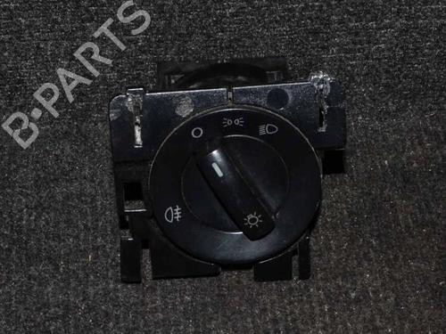 Used Electronic module VW TRANSPORTER T5 Bus (7HB, 7HJ, 7EB, 7EJ) 2.5 TDI (130 hp) 6725386