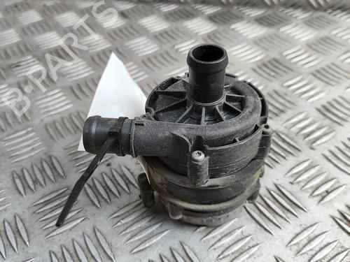 Used Auxiliary water pump Auxiliary water pump VW GOLF VII (5G1, BQ1, BE1, BE2) e-Golf (136 hp) 27267352 27267352