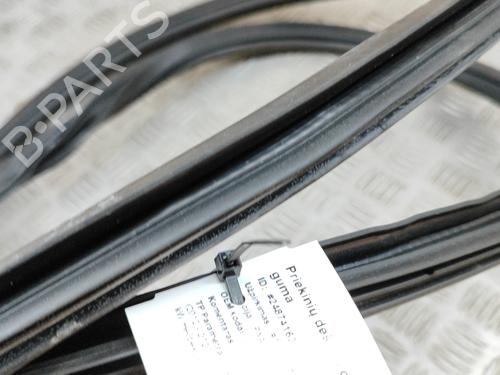 Rubber door seal AUDI A3 Sportback (8VA, 8VF) 1.5 TFSI | BP18165213C142 