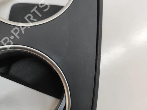 Portabicchieri/Oggetti TESLA MODEL S (5YJS) P100D AWD | BP28498021I37 