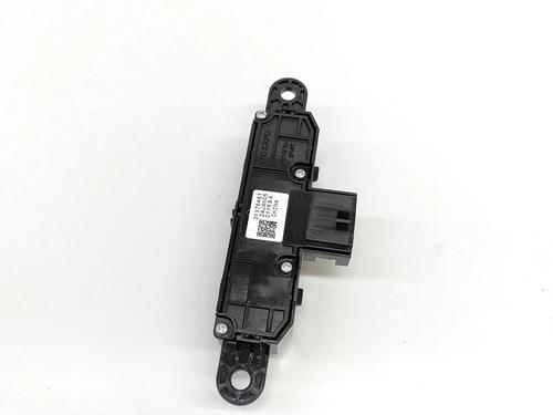 Switch VOLVO XC90 II (256) B5 Mild Hybrid AWD | BP33369952I30 - Image 4