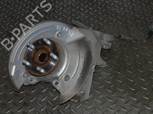 Used Right rear steering knuckle Right rear steering knuckle JAGUAR E-PACE (X540) 2.0 D180 AWD (179 hp) 33345095 33345095