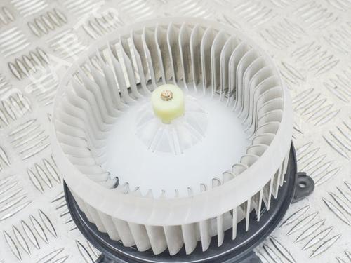 Heater blower motor LAND ROVER RANGE ROVER IV (L405) 4.4 SDV8 4x4 | BP8839531M62 