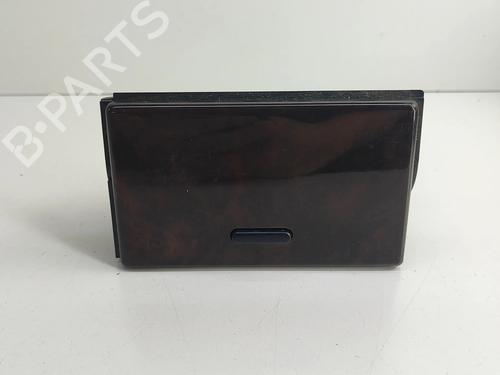 Used Glove box Glove box AUDI A8 D2 (4D2, 4D8) 2.5 TDI quattro (150 hp) 32458711 32458711