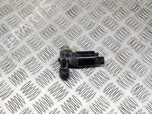 Used Washer pump LAND ROVER DISCOVERY SPORT (L550) 2.0 D 4x4 (180 hp) 14641325