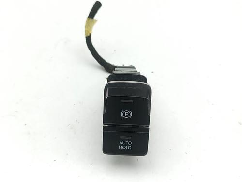 Used Switch VW PASSAT B8 (3G2, CB2) 1.6 TDI (120 hp) 32408822