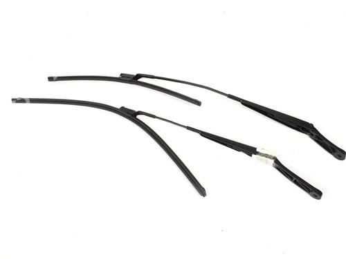 Used Front windshield wiper arm VW PASSAT B8 (3G2, CB2) 1.4 TSI (150 hp) 30213072