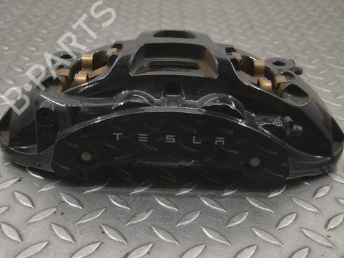 right-front-brake-caliper-tesla-model-3-5yj3-2017-33361355 main image