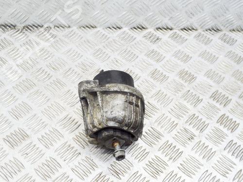 Used Engine mount BMW 3 Touring (E91) 320 d (177 hp) 8838808