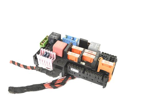 Used Fuse box Fuse box MERCEDES-BENZ E-CLASS Coupe (C238) E 220 d (238.314) (194 hp) 30281926 30281926