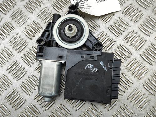 Used Right front window motor VOLVO XC40 (536) T3 (150 hp) 30257596