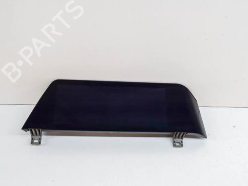 Used Display monitor BMW 3 (G20, G80, G28) 320 d (190 hp) 15480892