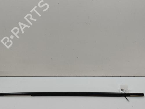  Baguette de porte JAGUAR F-PACE (X761) 2.0 P400e Plug-in Hybrid (404 hp) 28275544