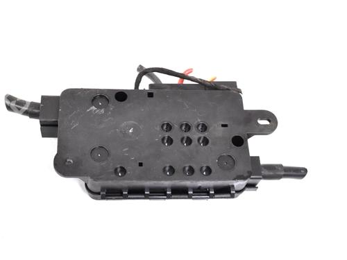Used Fuse box AUDI R8 (422, 423) 5.2 FSI quattro (560 hp) 30215508