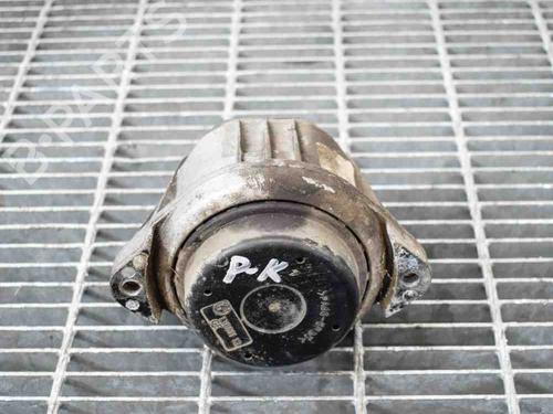 Used Engine mount BMW 3 Coupe (E92) 330 xi (258 hp) 8827592
