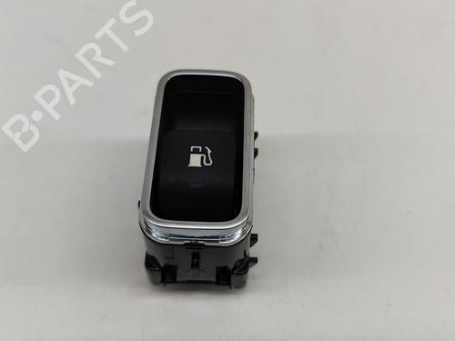 Used Switch MERCEDES-BENZ CLA (C118) CLA 250 e (118.386) (218 hp) 27771061