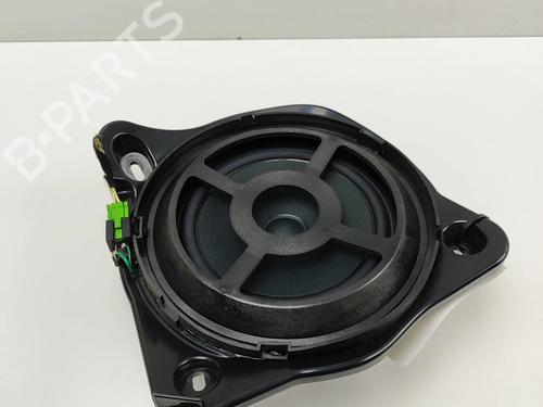 speaker-mercedes-benz-e-class-w213-2016-26511427 main image