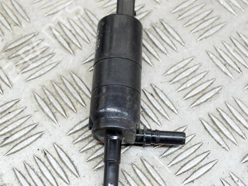 Used Washer pump Washer pump BMW 1 (F20) M 135 i (320 hp) 14639272 14639272