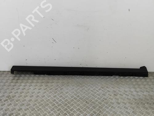 Used Left sideskirt JAGUAR F-PACE (X761) 2.0 P400e Plug-in Hybrid (404 hp) 28275532